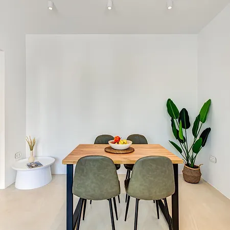 Daire Silver Fos Páros